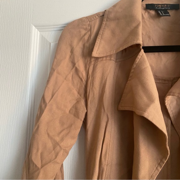 LONG TAN TRENCH COAT - Picture 5 of 10